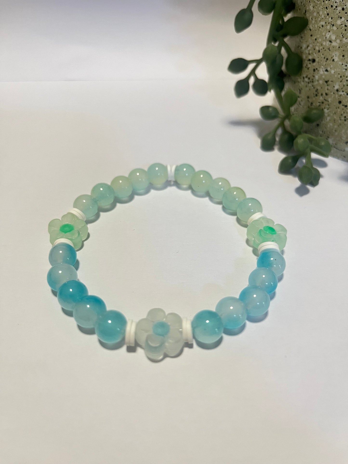 Flower Beaded Bracelet