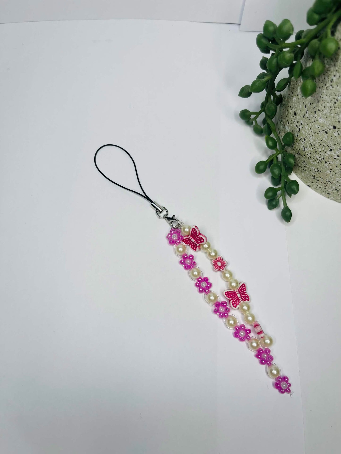 Sweetheart Pearls Phone Charms